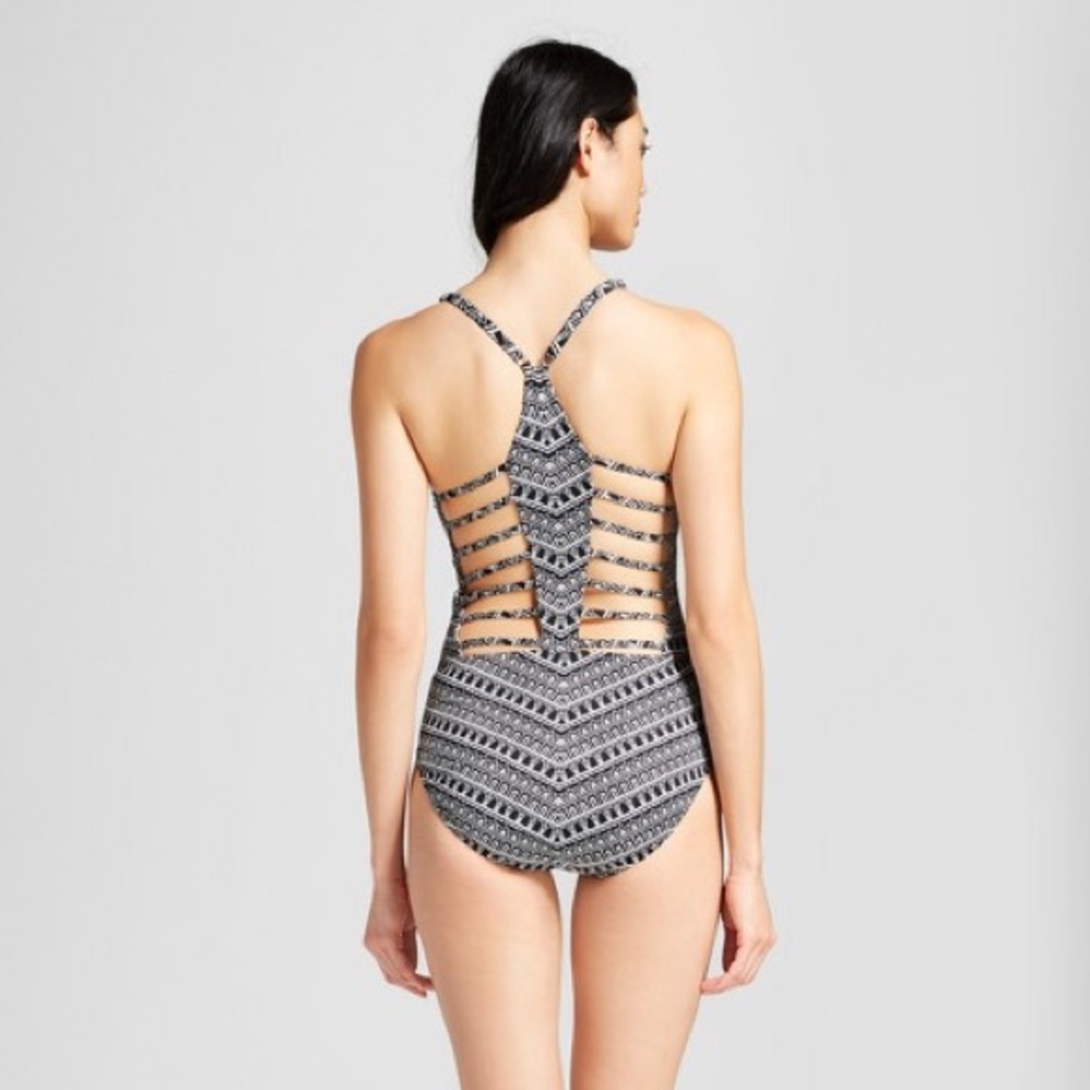 NWOT Clean water Strappy Tribal One Piece Swimsuit